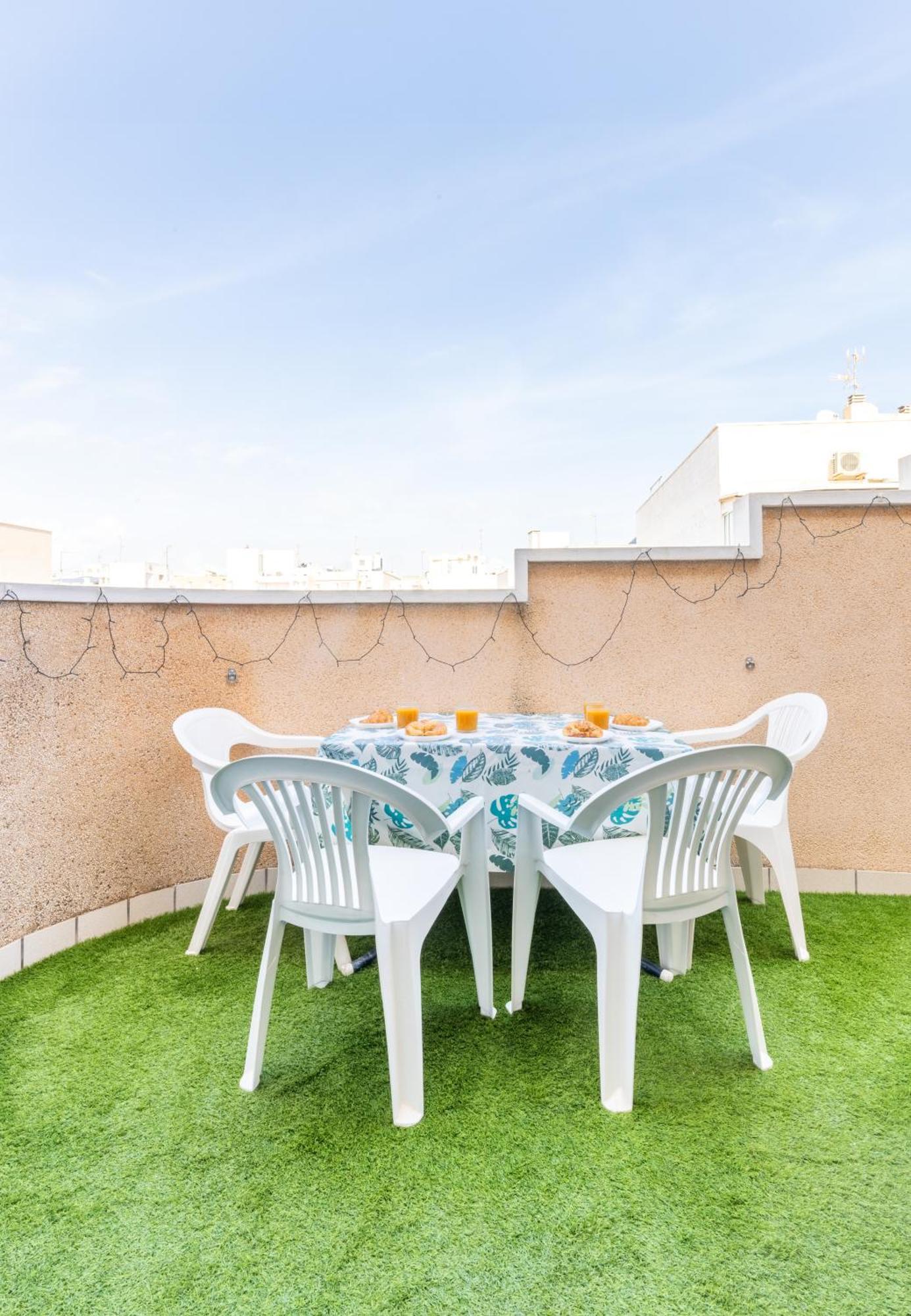 Rodas Apartment Torrevieja Luaran gambar